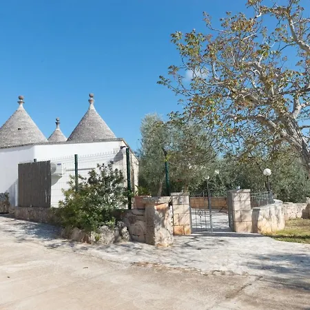 Trullo Aia Dell'ulivo أوستوني