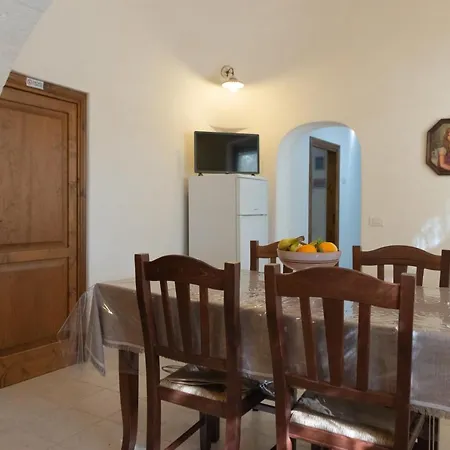 Trullo Aia Dell'ulivo 펜션 오스투니